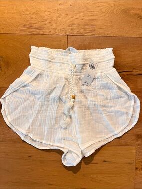 Abercrombie & Fitch Crepe Tassel Shorts